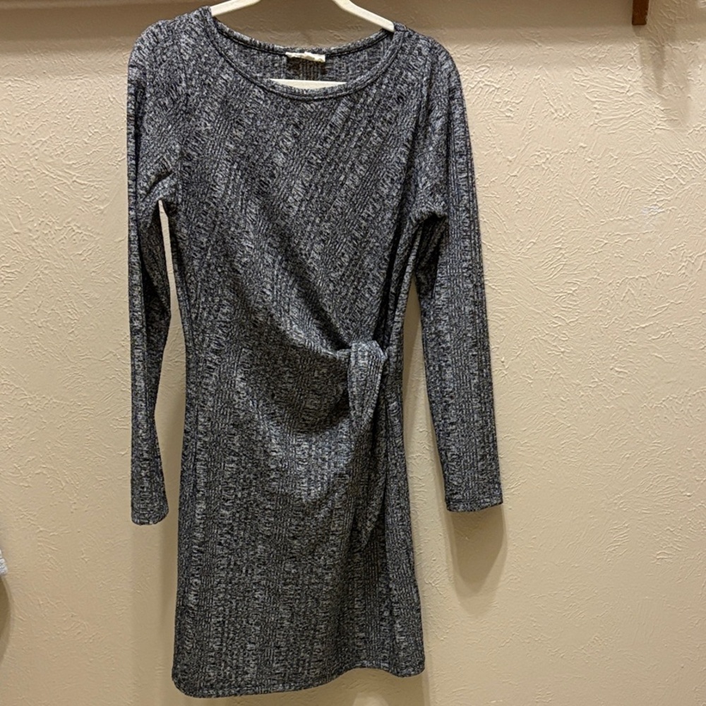 Chic Long Sleeve Gray Dress